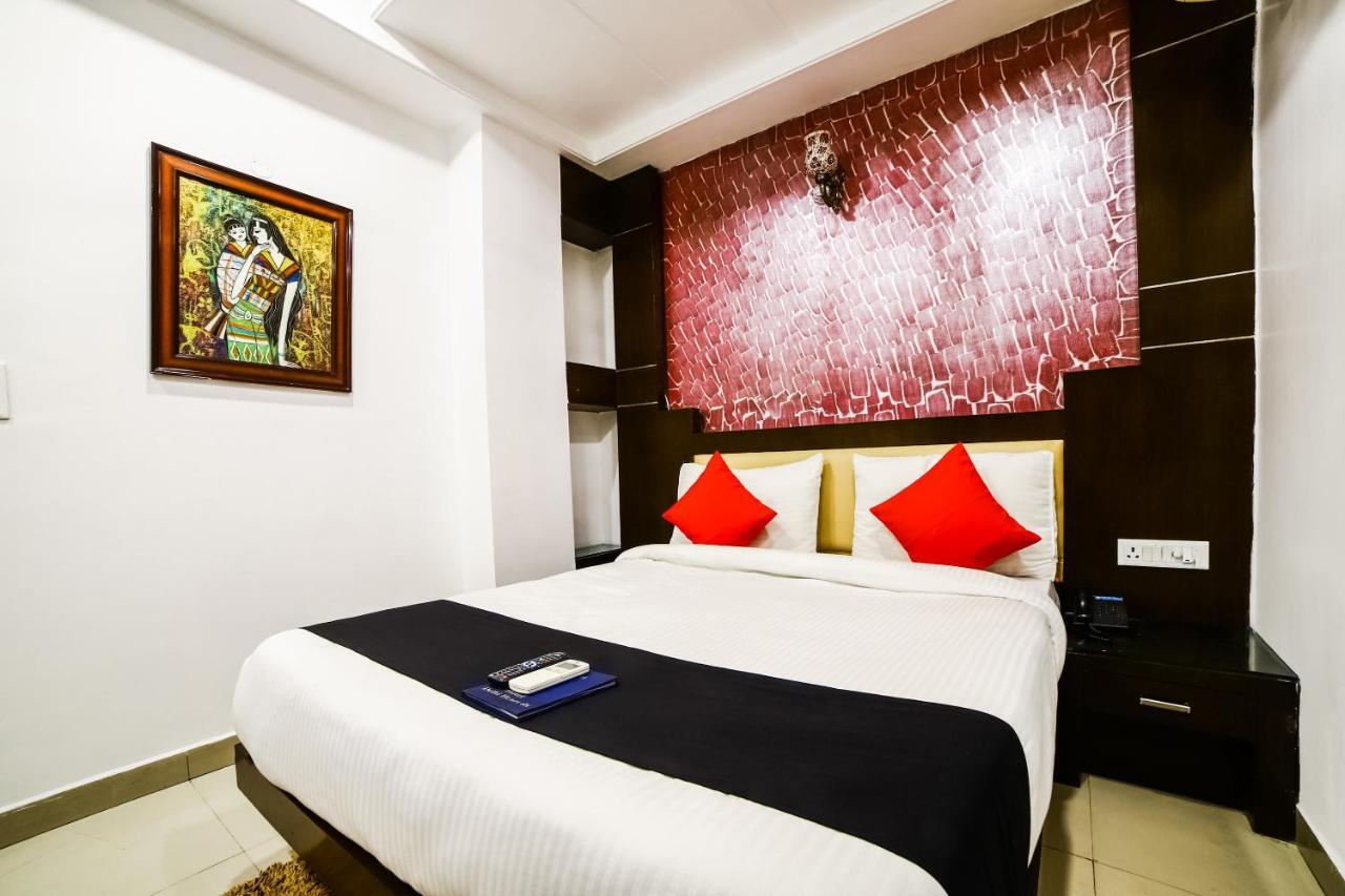 Capital O 6408 Hotel Delhi Heart Nueva Delhi Exterior foto