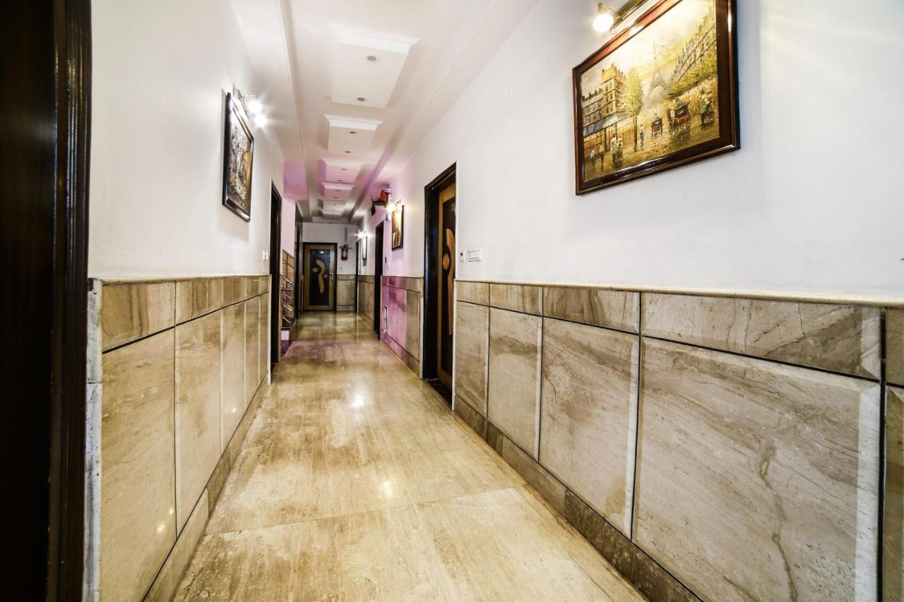 Capital O 6408 Hotel Delhi Heart Nueva Delhi Exterior foto